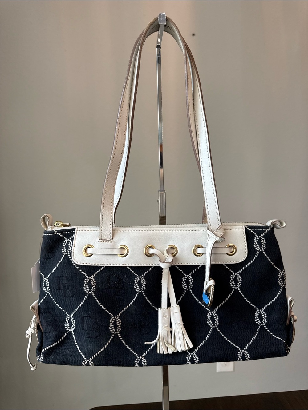Dooney & Bourke Bag Canvas Exterior Signature Nautical Rope Print RARE